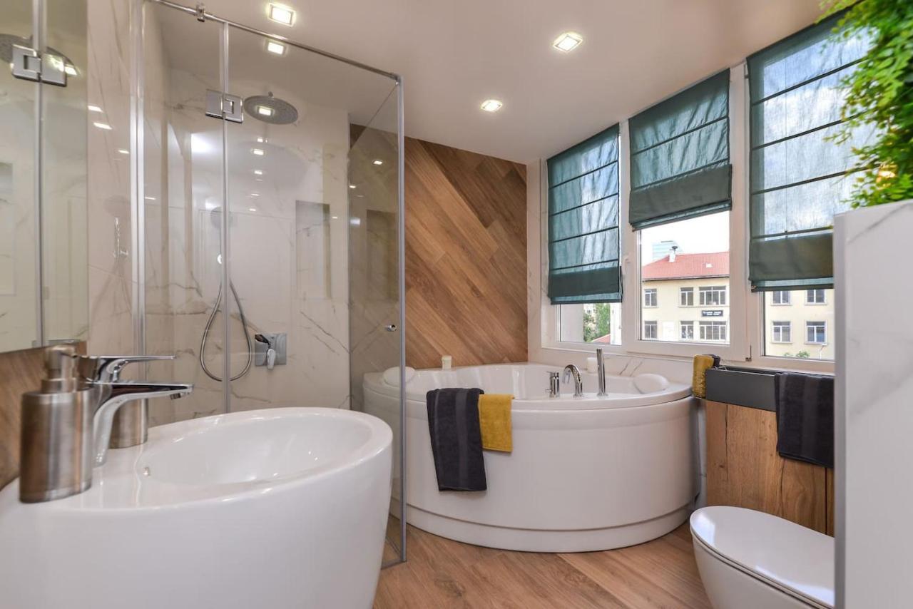 סופיה Urban Eden - Lux & Style, 2-Bedroom, 2-Bathroom מראה חיצוני תמונה